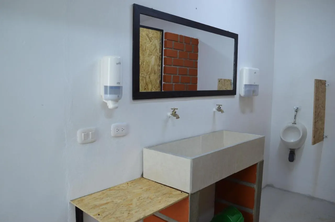 Amazonia Hostel Medellin 0*,