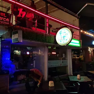 Casa Blanca Hostal